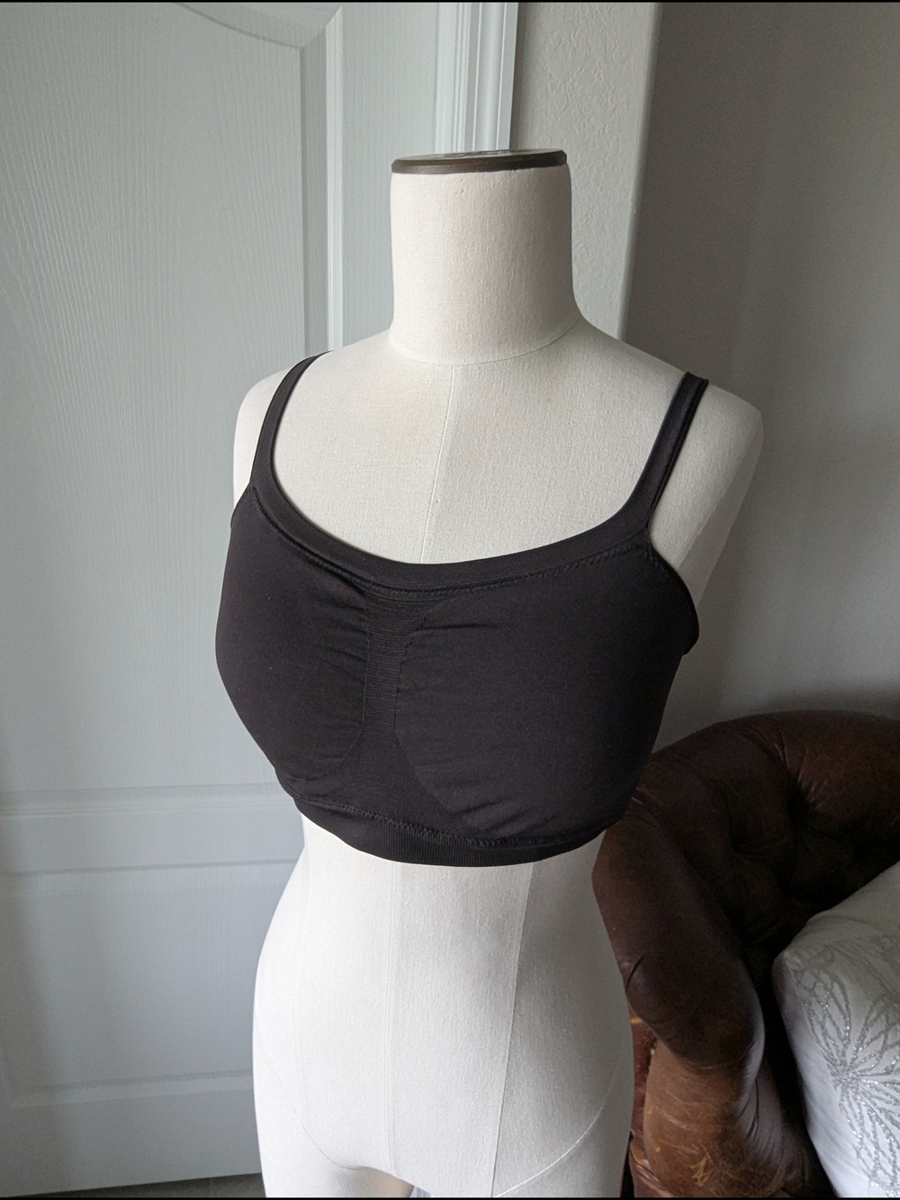 Convertible Seamless Black Wireless Bralette - Strapped Or Strapless